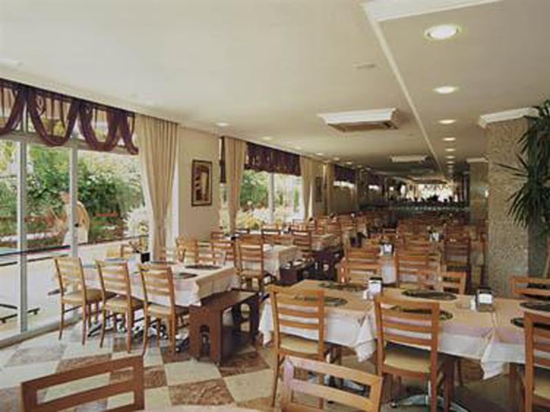 Fame Beach Hotel Κεμέρ Εστιατόριο φωτογραφία